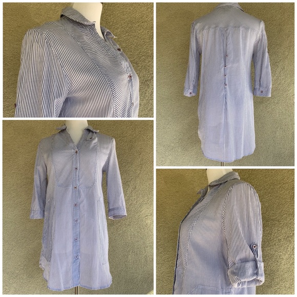 🔥5/$20🔥 Blue and White Vertical Stripe Lightweight Tunic - Picture 5 of 12